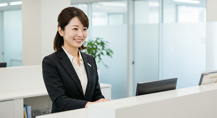 受付事務の40代女性